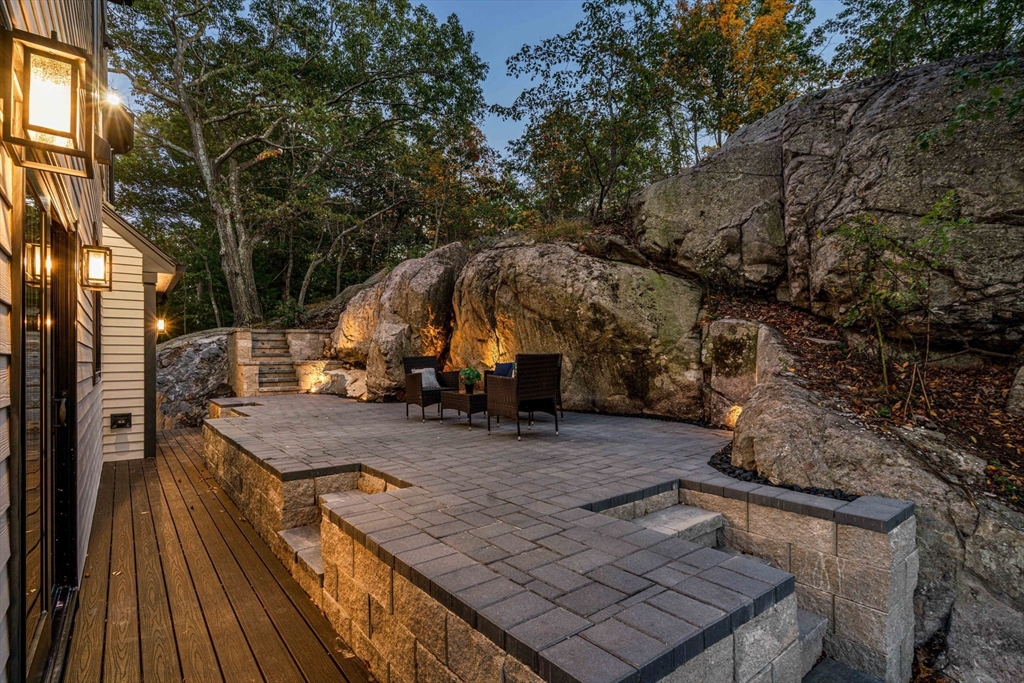 59 Dexter Road Melrose, MA 02176 - Photo 2 of 41