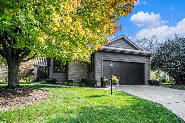 $450,000 | 1875 Wedgefield Court Southeast, Unit 37, Caledonia, MI 49316