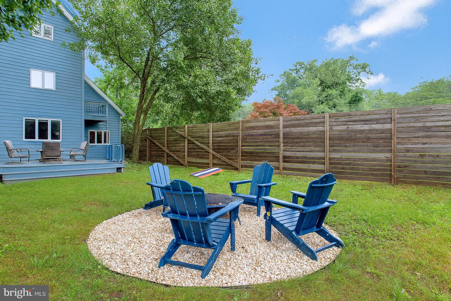 920 Old Annapolis Neck Road Annapolis, MD 21403 - Photo 51 of 58 a view of a chair and table in the patio