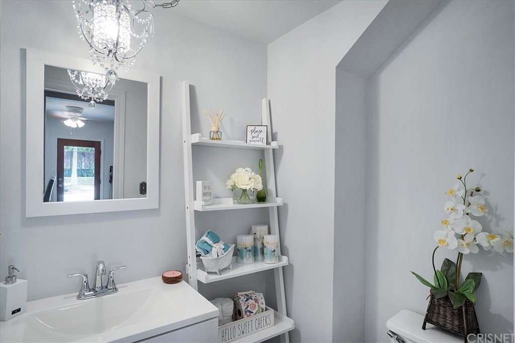 20241 Baltar Street Winnetka, CA 91306 - Photo 13 of 26