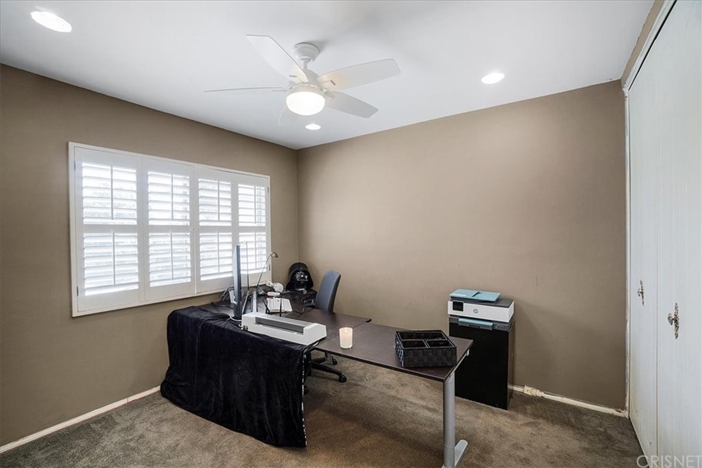 20241 Baltar Street Winnetka, CA 91306 - Photo 15 of 26