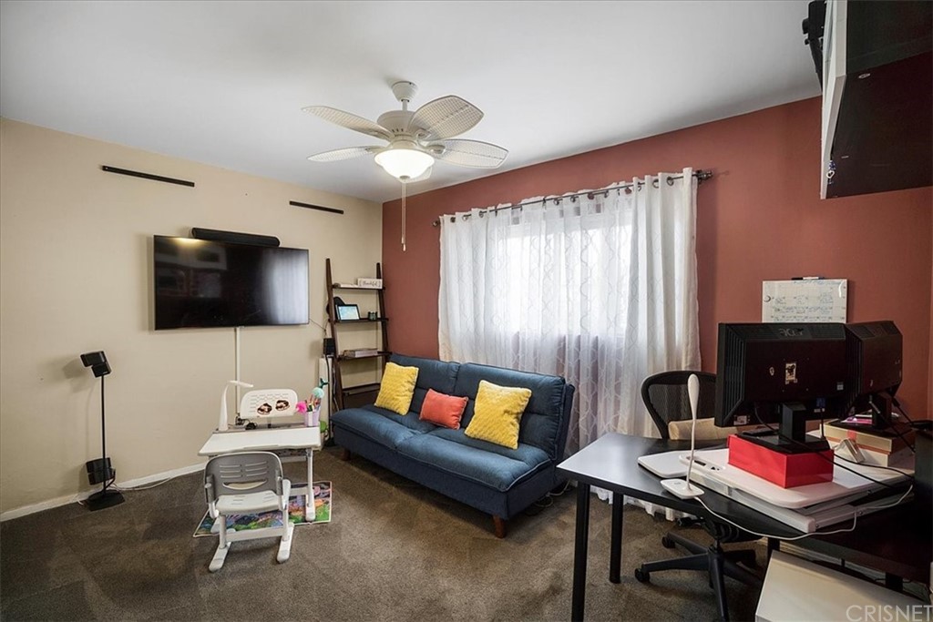 20241 Baltar Street Winnetka, CA 91306 - Photo 16 of 26