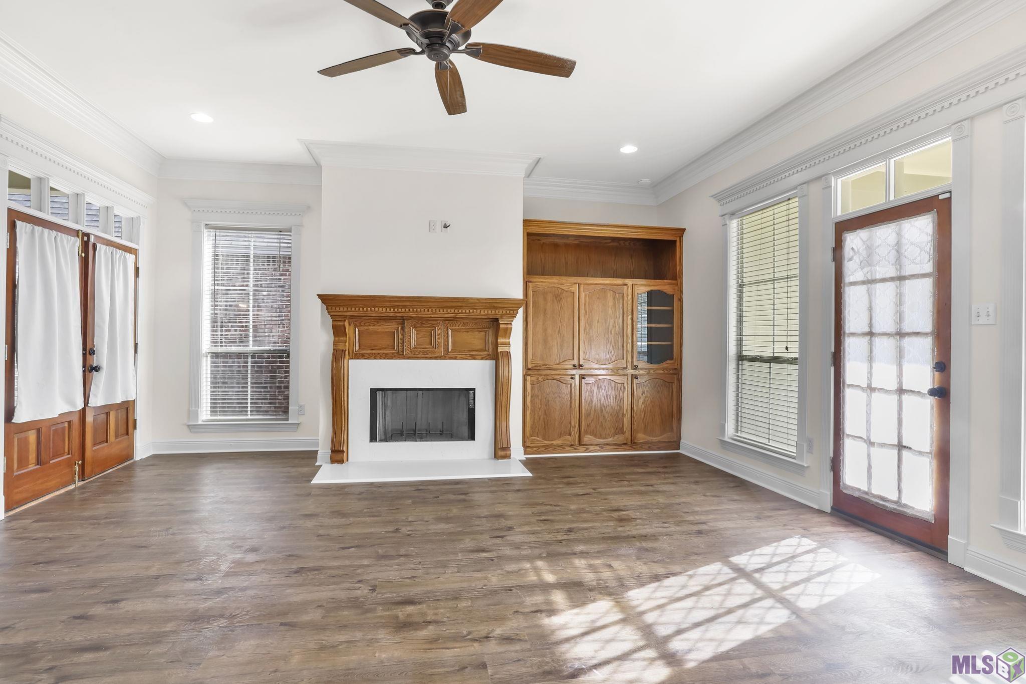 5232 Heidis Place Baton Rouge, LA 70817 - Photo 3 of 17 Gallery Image 3