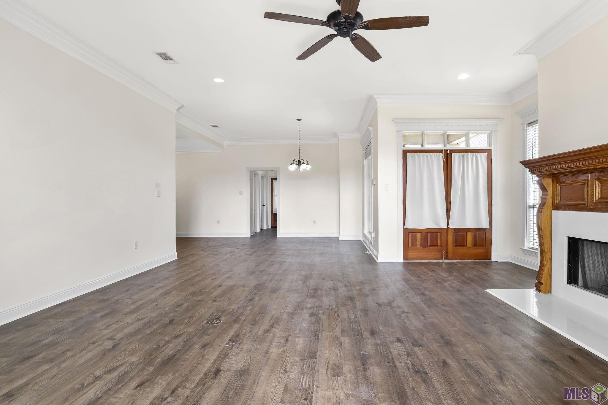5232 Heidis Place Baton Rouge, LA 70817 - Photo 4 of 17 Gallery Image 4