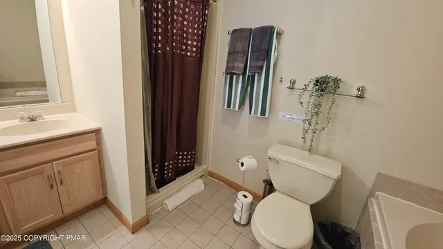 $650,000 | 421 Fitzgerald Place, Tobyhanna, PA 18466