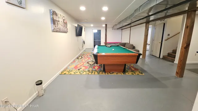 $650,000 | 421 Fitzgerald Place, Tobyhanna, PA 18466