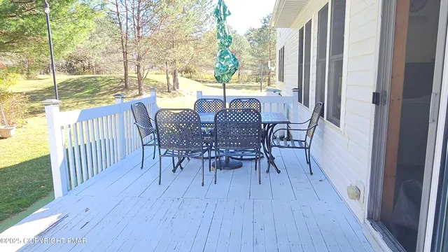 $650,000 | 421 Fitzgerald Place, Tobyhanna, PA 18466