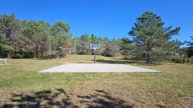 $650,000 | 421 Fitzgerald Place, Tobyhanna, PA 18466