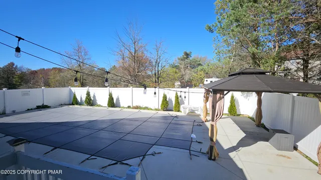 $650,000 | 421 Fitzgerald Place, Tobyhanna, PA 18466