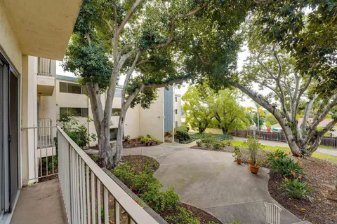 $625,000 | 4900 Rosehedge Drive, Unit 208, La Mesa, CA 91942