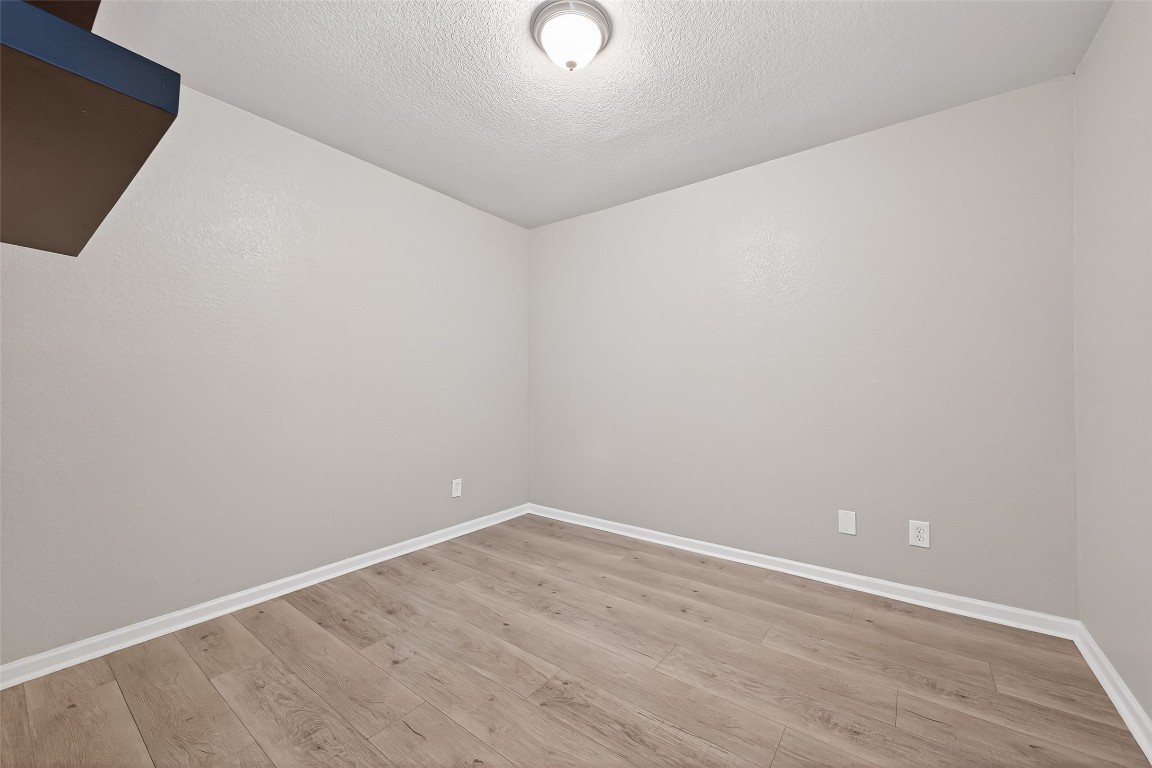 1619 Ashway Street Conroe, TX 77385 - Photo 20 of 40 interior "bonus room" that can serve as a bedroom