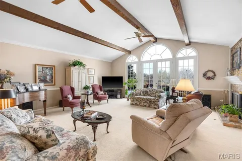 $975,000 | 231 Pennington Lane, Clarkson Valley, MO 63005