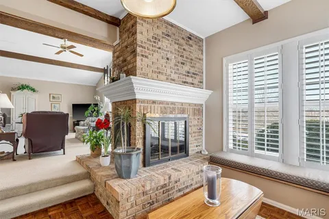 $975,000 | 231 Pennington Lane, Clarkson Valley, MO 63005