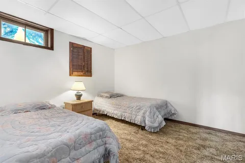 $975,000 | 231 Pennington Lane, Clarkson Valley, MO 63005