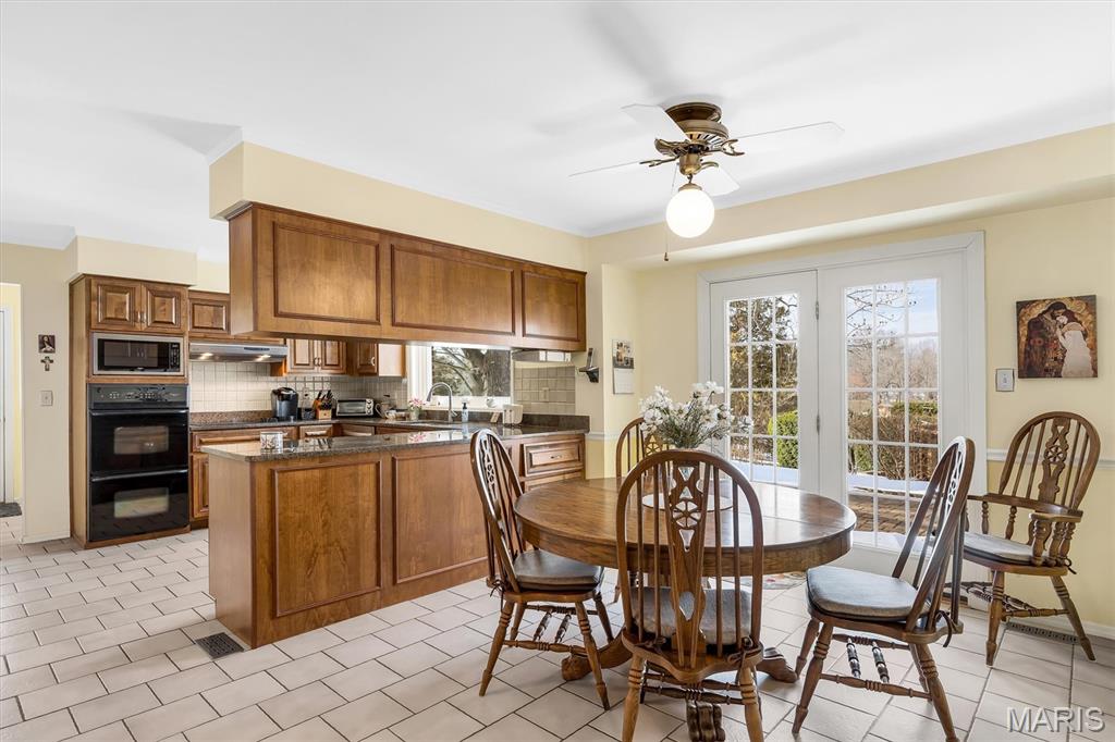 231 Pennington Lane Clarkson Valley, MO 63005 - Photo 8 of 25