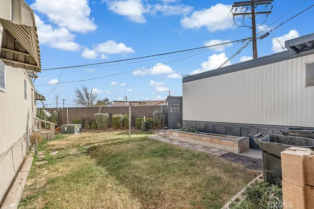 a view of a basketball court
