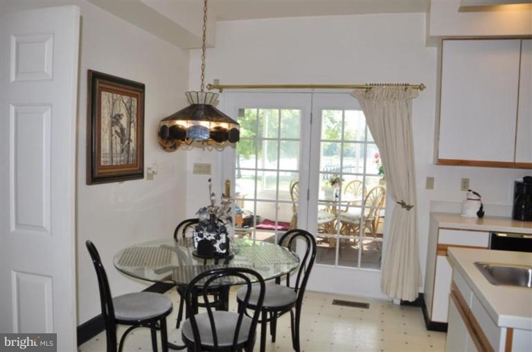 1713 Perseus Road Cambridge, MD 21613 - Photo 14 of 30 Breakfast Area