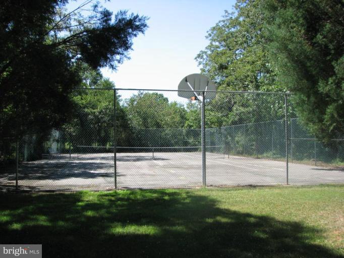 1713 Perseus Road Cambridge, MD 21613 - Photo 5 of 30 Tennis Court