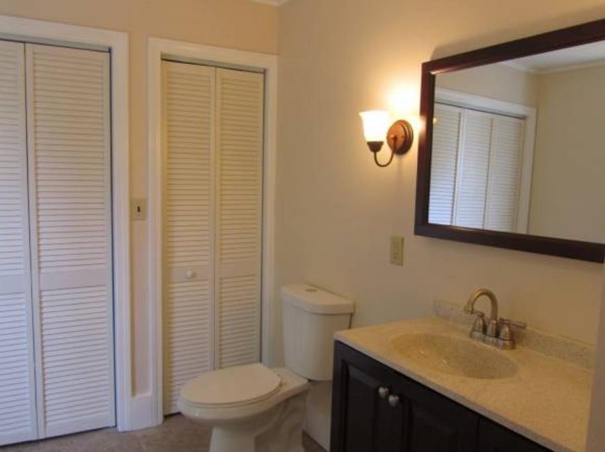 84 Carpenter Street Keene, NH 03431 - Photo 2 of 9