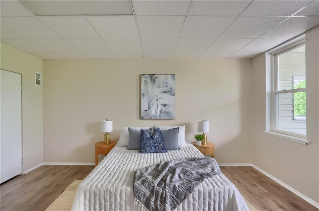 19 Shaw Avenue McKees Rocks, PA 15136 - Photo 12 of 27