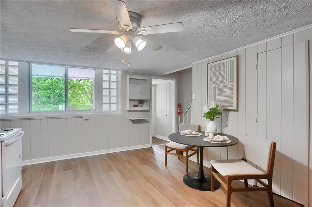 19 Shaw Avenue McKees Rocks, PA 15136 - Photo 2 of 27