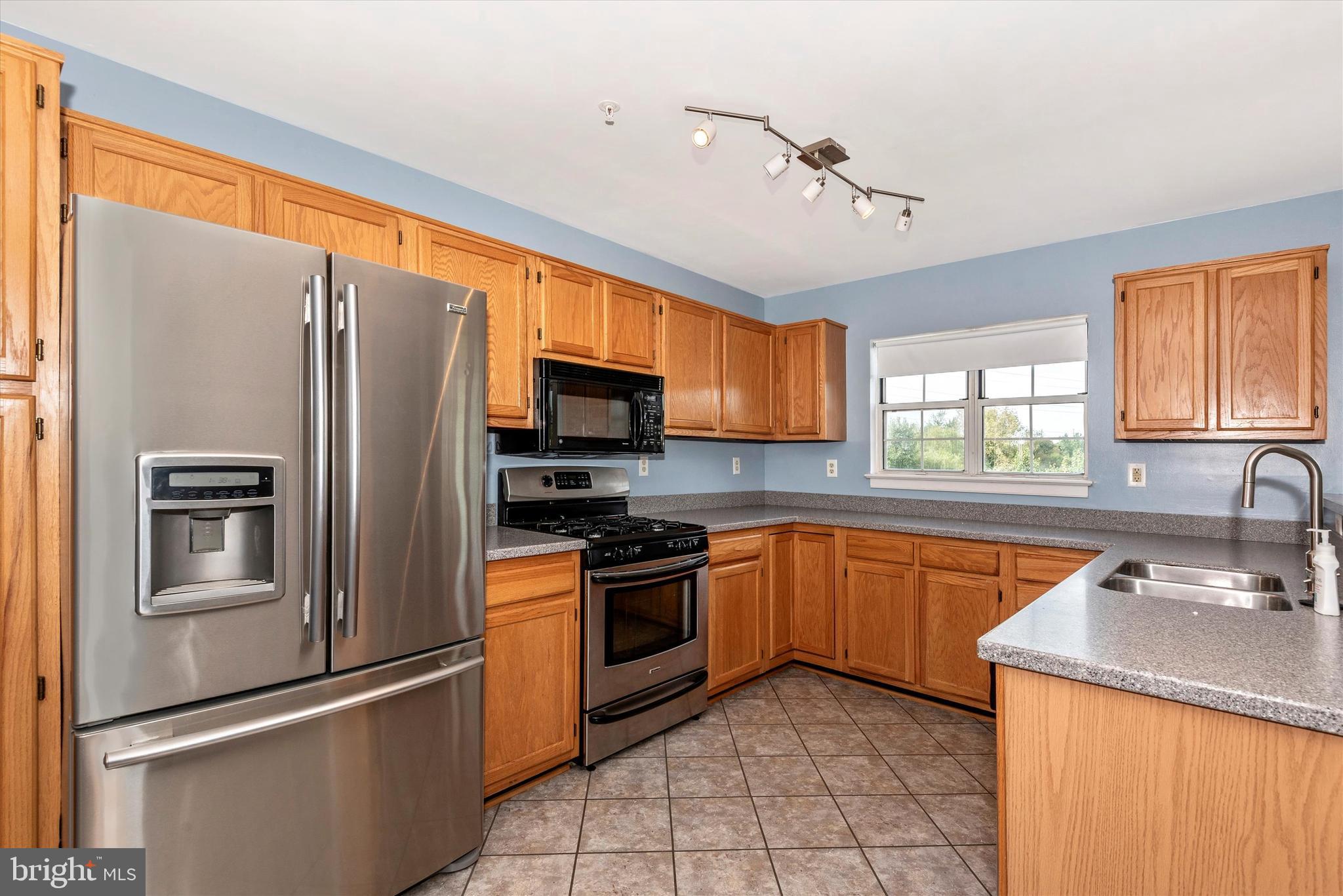 5503 Oberlin Place Frederick, MD 21703 - Photo 16 of 40