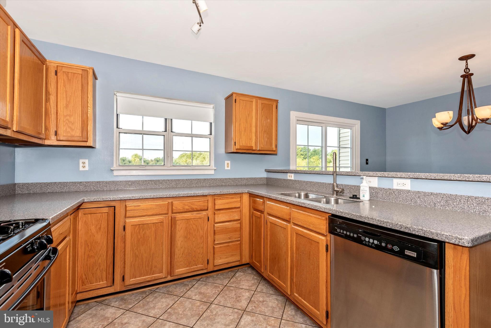 5503 Oberlin Place Frederick, MD 21703 - Photo 19 of 40