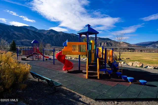 $485,000 | 30 Buffalo Boulevard, Unit 4, Gypsum, CO 81637