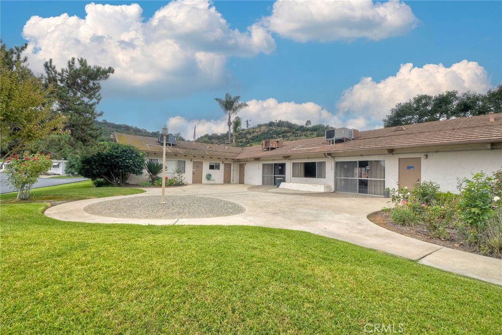 3909 Reche Road, Unit 125 Fallbrook, CA 92028 - Photo 39 of 58