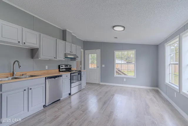 $215,000 | 615 Sesame Street, Wewahitchka, FL 32465