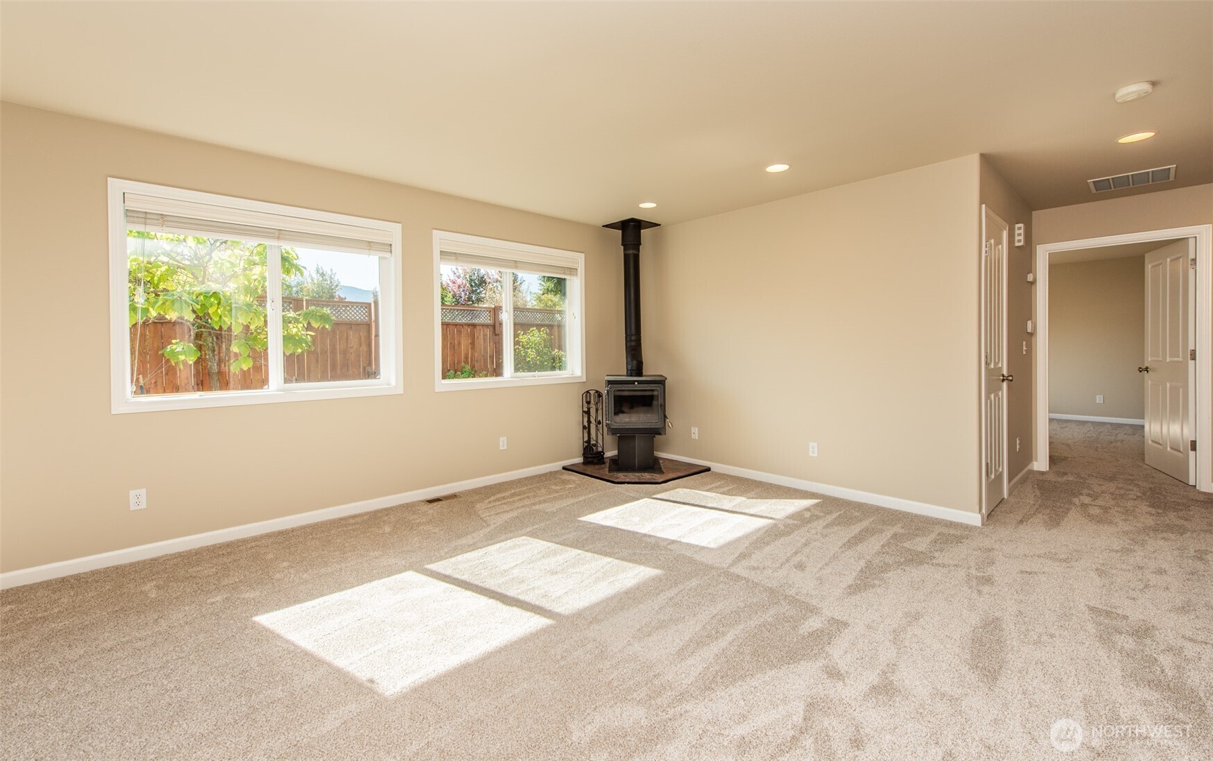 947 East Cedar Street, Unit 947 Sequim, WA 98382 - Photo 9 of 29
