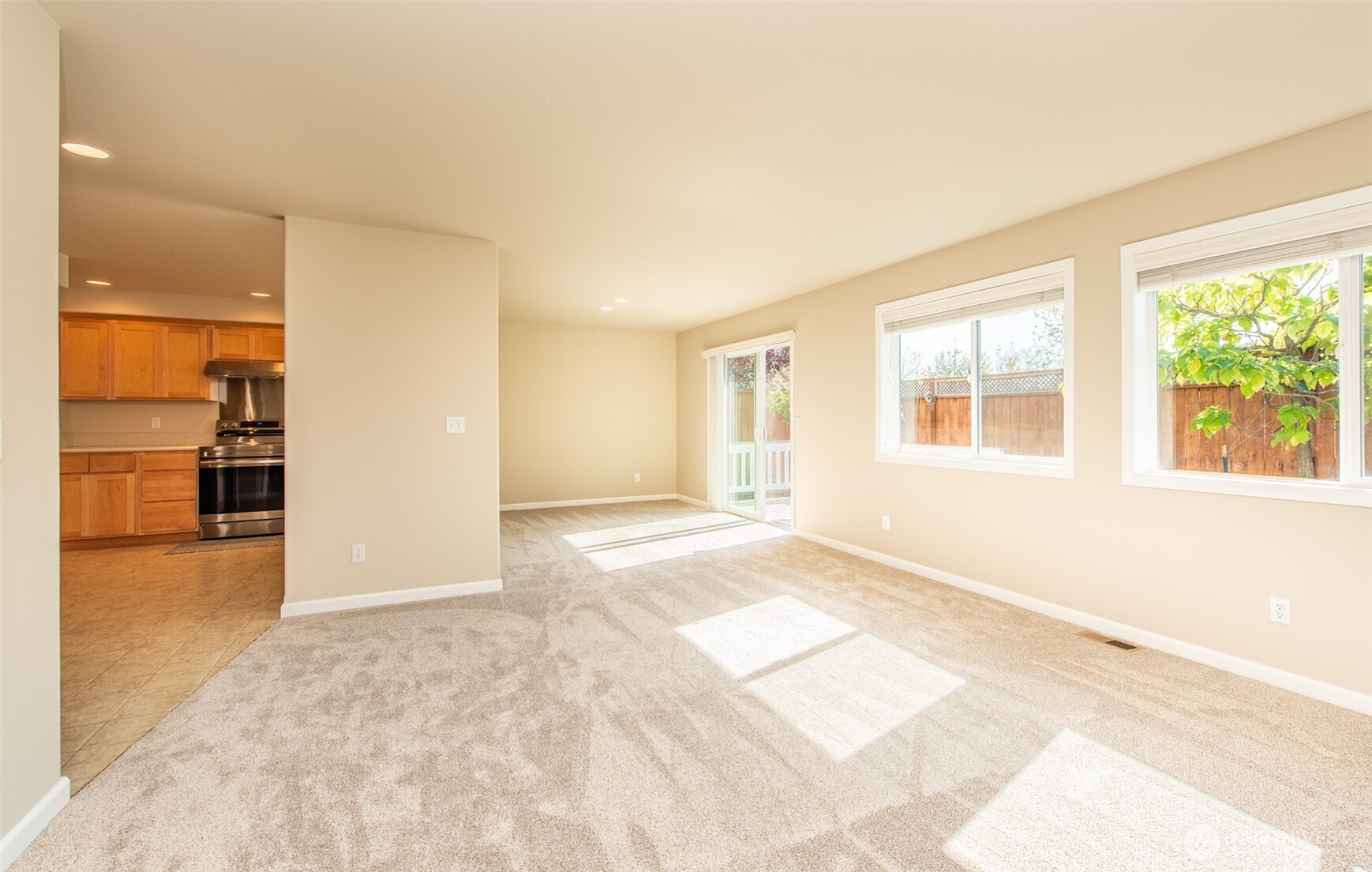 947 East Cedar Street, Unit 947 Sequim, WA 98382 - Photo 10 of 29