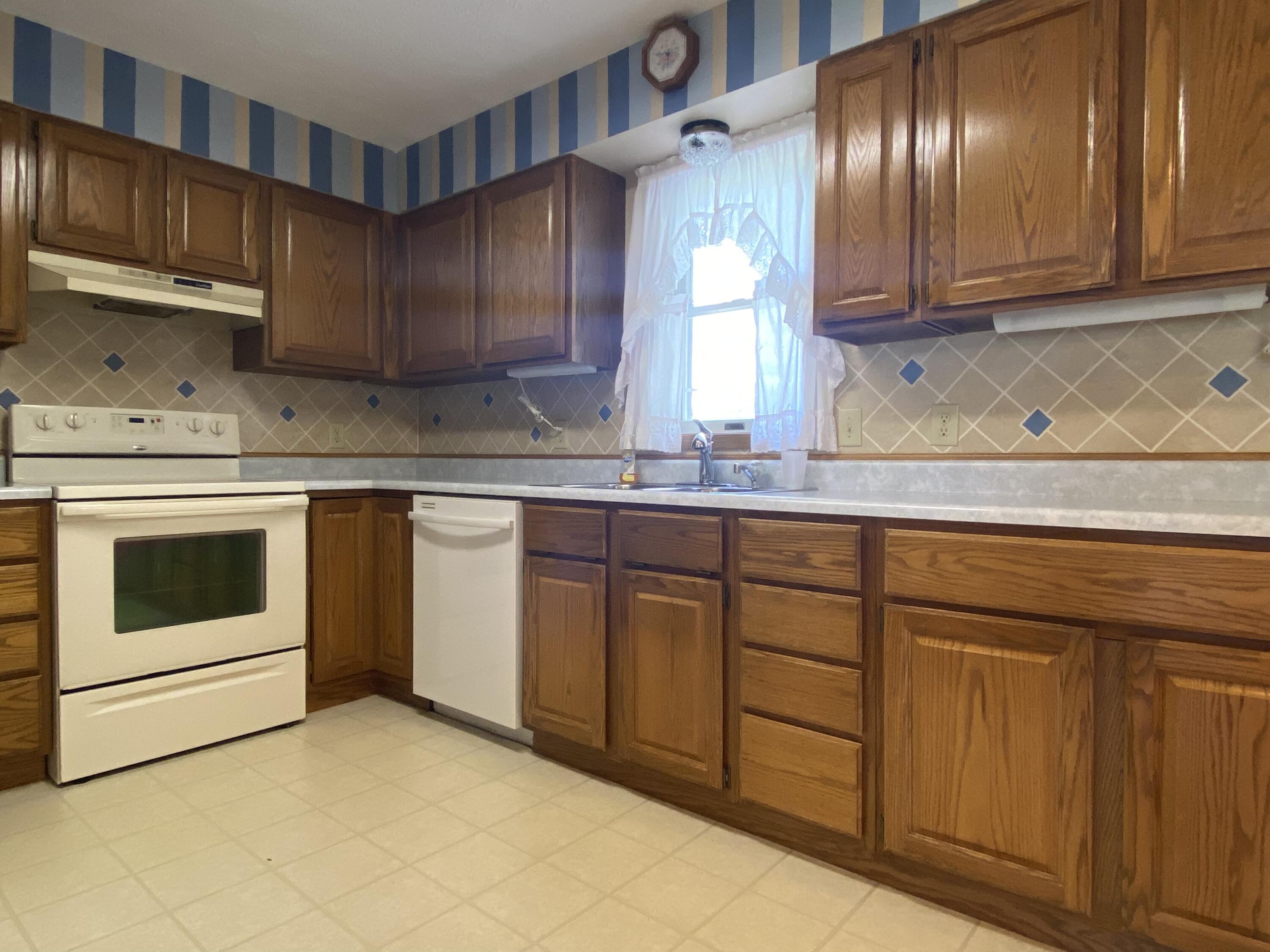 14210 Sharp Road Sidney, OH 45365 - Photo 7 of 21 Gallery Image 7
