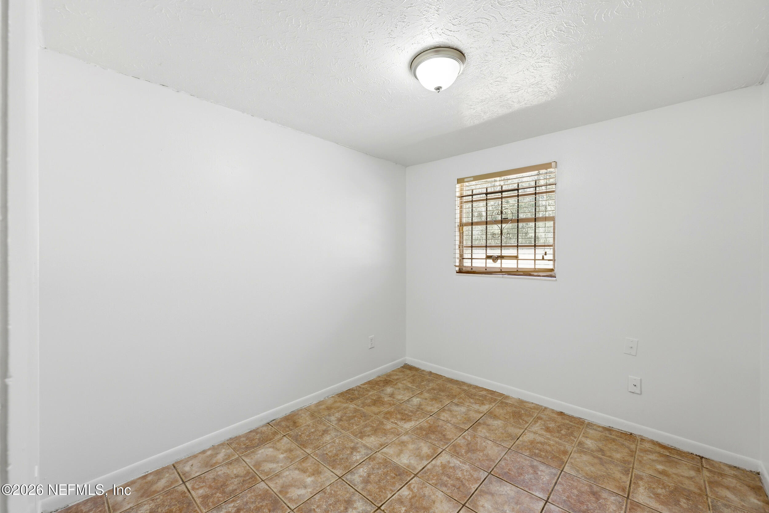 5319 Arrowsmith Road Jacksonville, FL 32208 - Photo 27 of 31 28_27 - interior