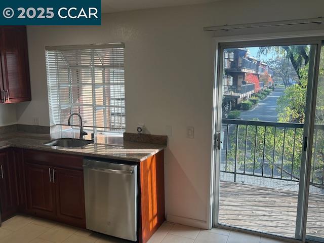 1975 Bonifacio Street, Unit 5 Concord, CA 94520 - Photo 23 of 34