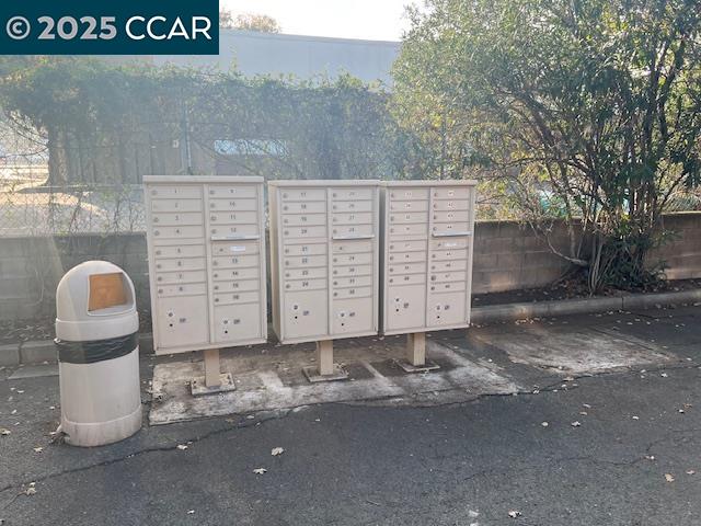 1975 Bonifacio Street, Unit 5 Concord, CA 94520 - Photo 30 of 34