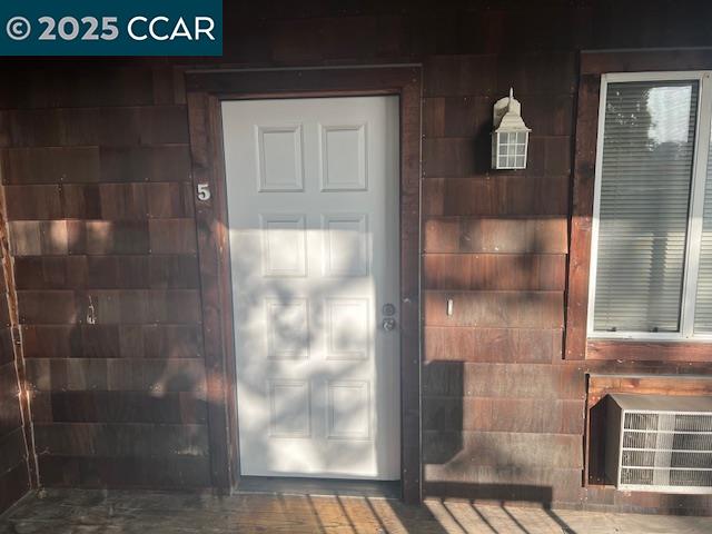 1975 Bonifacio Street, Unit 5 Concord, CA 94520 - Photo 5 of 34