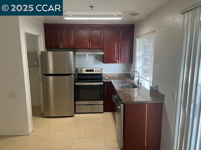 1975 Bonifacio Street, Unit 5 Concord, CA 94520 - Photo 8 of 34