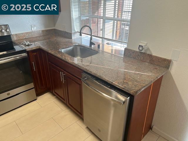 1975 Bonifacio Street, Unit 5 Concord, CA 94520 - Photo 9 of 34