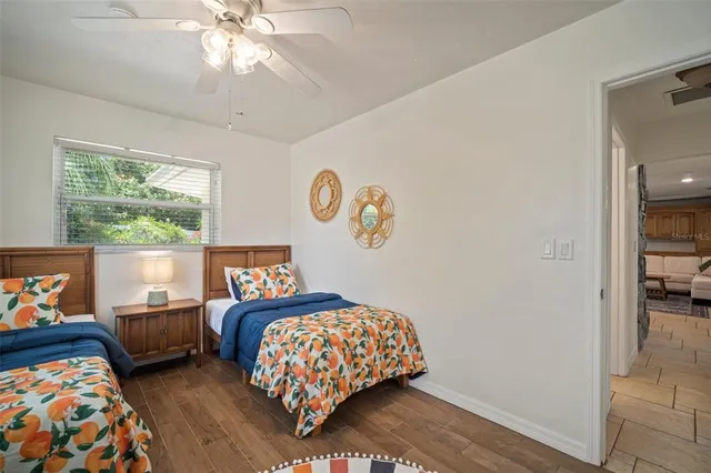 $1,750,000 | 7202 18th Avenue Northwest, Bradenton, FL 34209