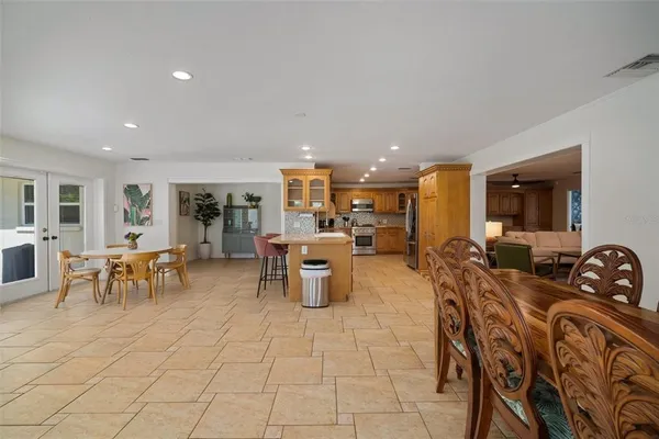 $1,750,000 | 7202 18th Avenue Northwest, Bradenton, FL 34209