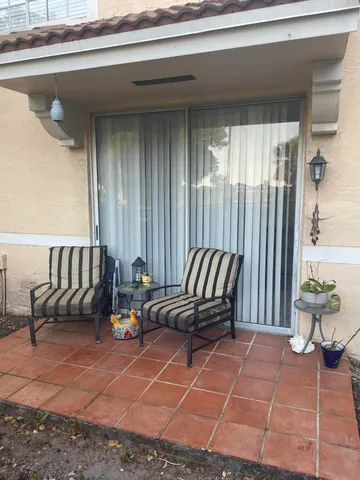 $289,900 | 1701 Village Boulevard, Unit 112, West Palm Beach, FL 33409