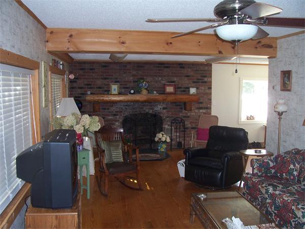 25 Warren Road Brimfield, MA 01010 - Photo 2 of 17 Gallery Image 2