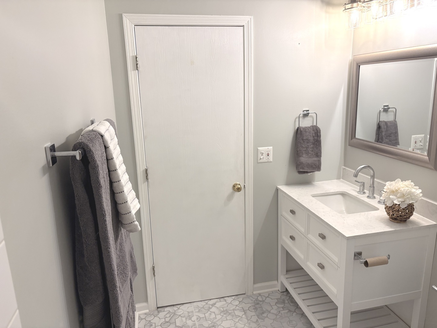 2912 Falling Waters Lane Lindenhurst, IL 60046 - Photo 16 of 18