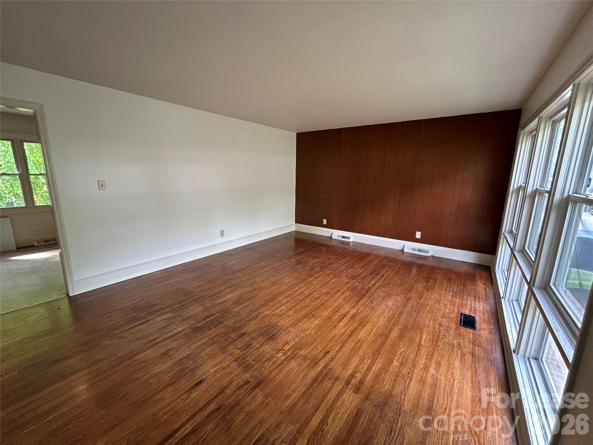 1601 Burnley Road Charlotte, NC 28210 - Photo 7 of 37