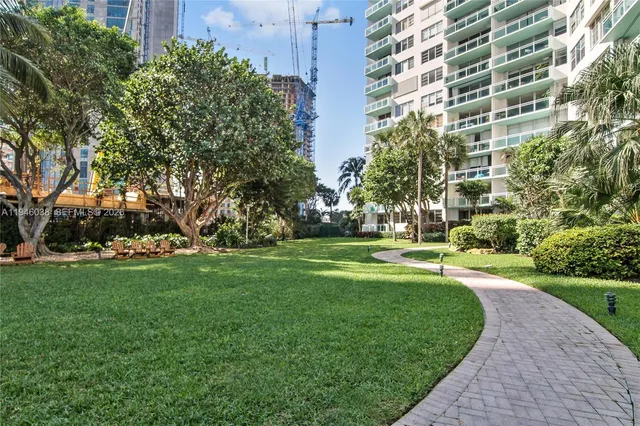 $2,400 | 3301 Northeast 5th Avenue, Unit 416, Miami, FL 33137