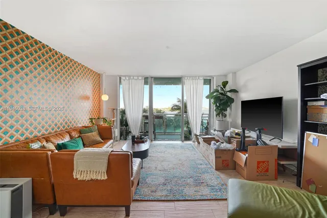 $2,400 | 3301 Northeast 5th Avenue, Unit 416, Miami, FL 33137