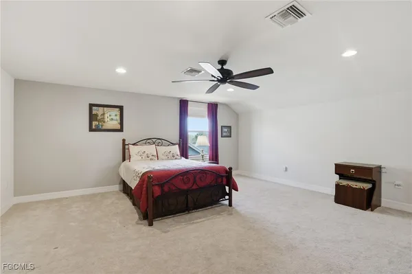 $880,000 | 11745 Bowes Circle, Fort Myers, FL 33913