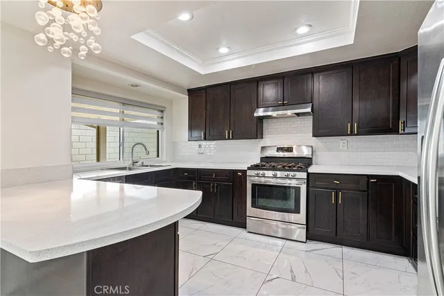 $869,000 | 689 East Cumberland Street, Upland, CA 91786