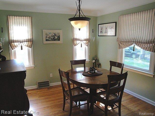 1706 Harvard Road Berkley, MI 48072 - Photo 4 of 15 Large Formal Dining Room